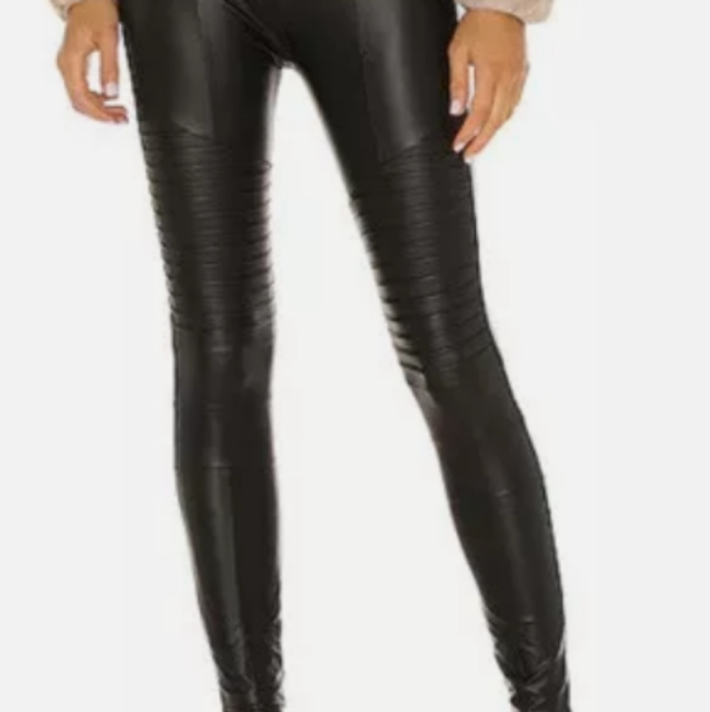 Plush Stay Warm & Stylish Black Pull On Stretch Pants Women's Medium New